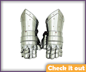 Metal Gauntlet Gloves.