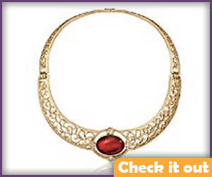 Melisandre Costume Red and Gold Necklace. 